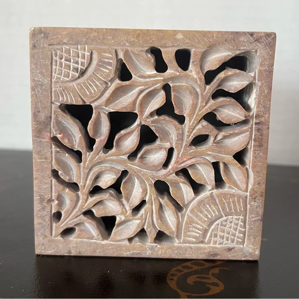 Vintage Etched/Carved Stone Trinket Box Floral Lattice Hinged Jewelry Box Brown